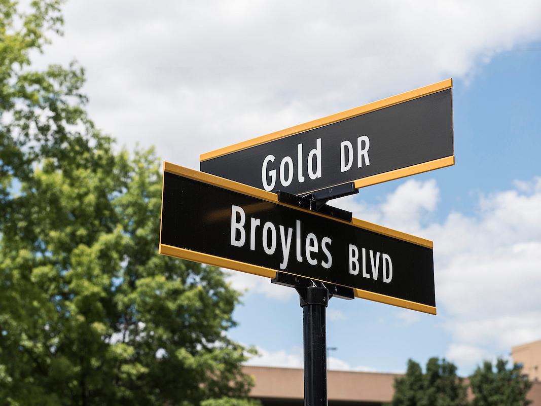 Broyles Blvd street sign on campus.