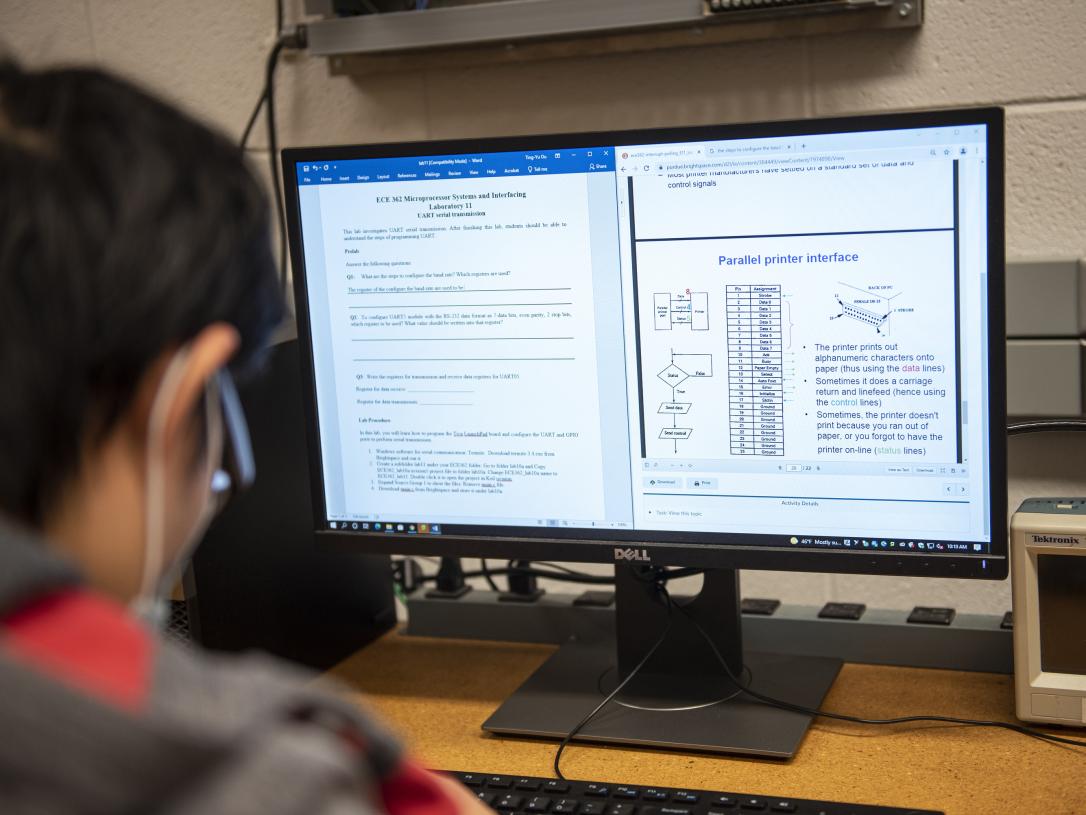 Students working in ECE lab.