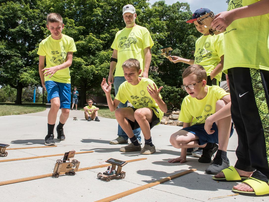 Kids racing cars