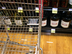 Visualizing Spatio-Temporal Image Shopping Cart 