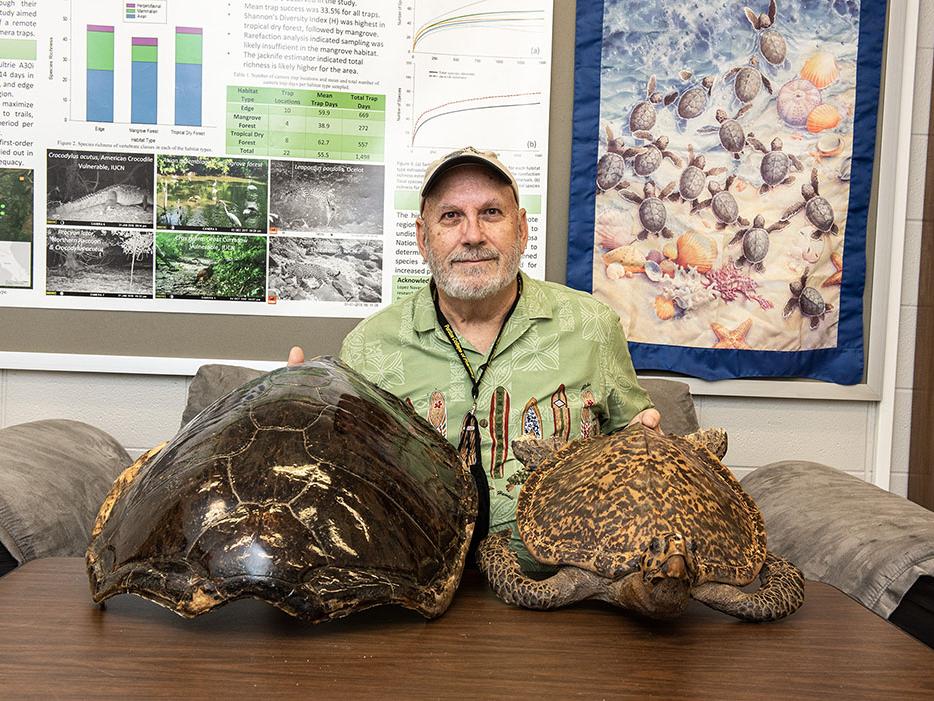 Frank Paladino, Jack W. Schrey Distinguished Professor of Biology