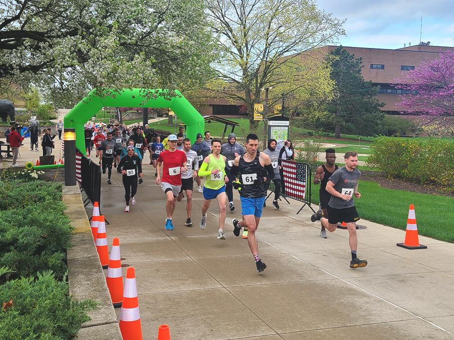 Runners and walkers at the start of the Campus United 5K Run/Walk.