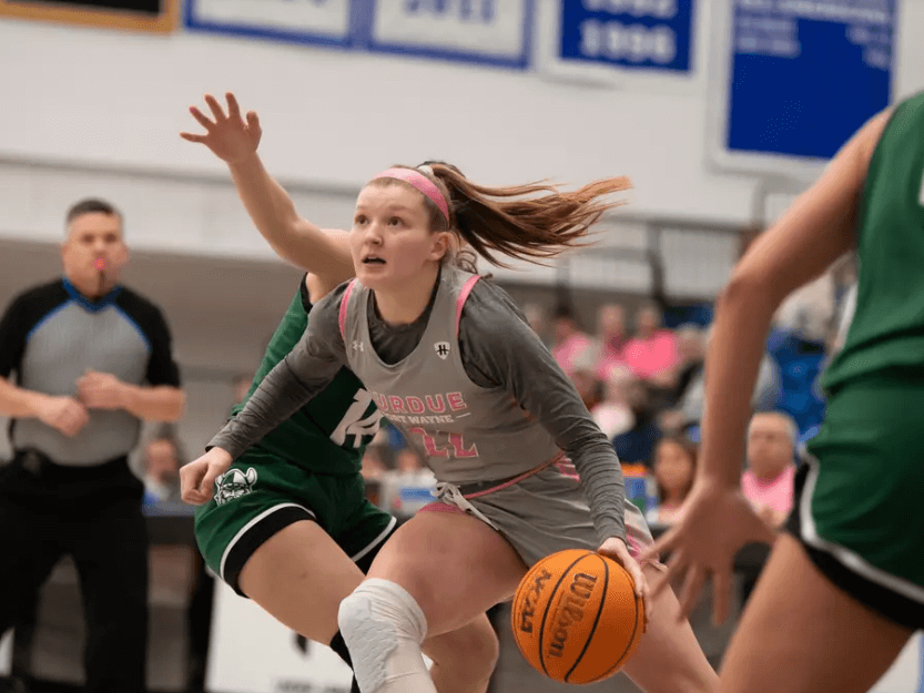 PFW women's basketball photo by Rachel Von Art