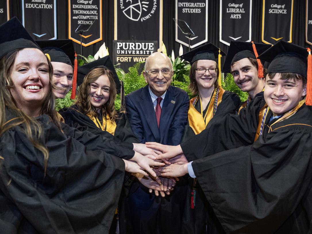Group of senior chapman scholars with donor Mr. Howard Chapman.