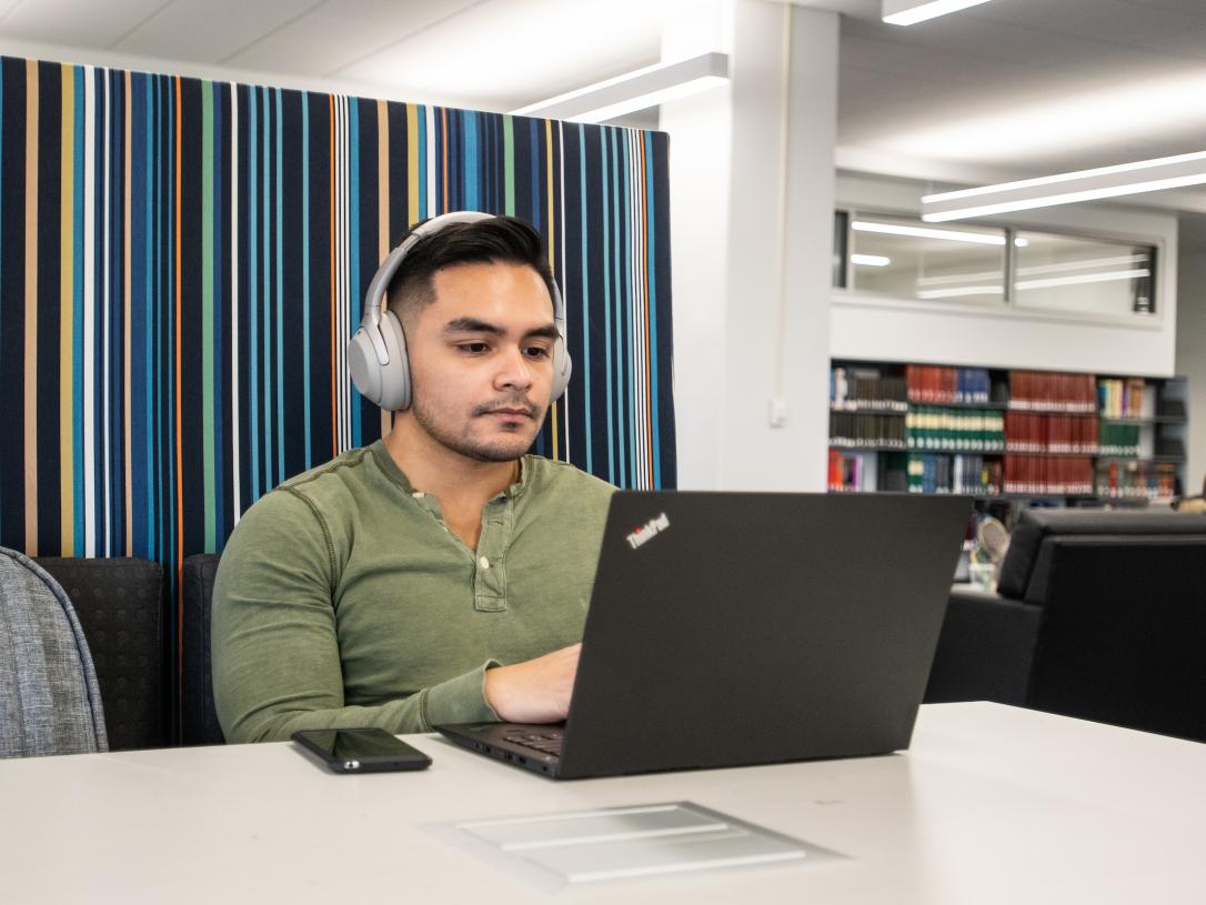 Student studying in library
