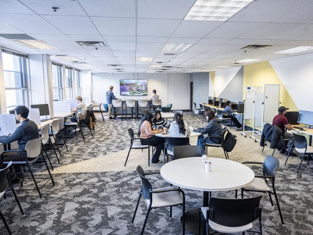 Refurbished computer lab in Kettler Hall