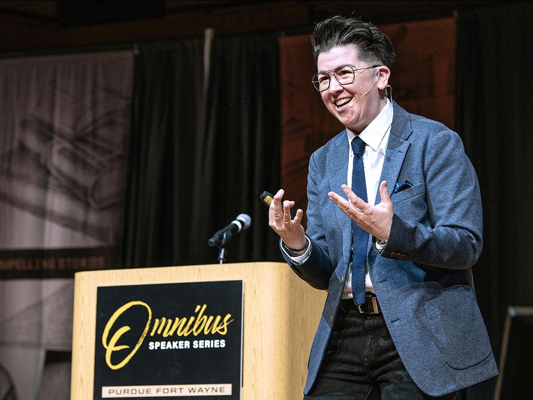 V Spehar addresses the audience during an Omnibus presentation