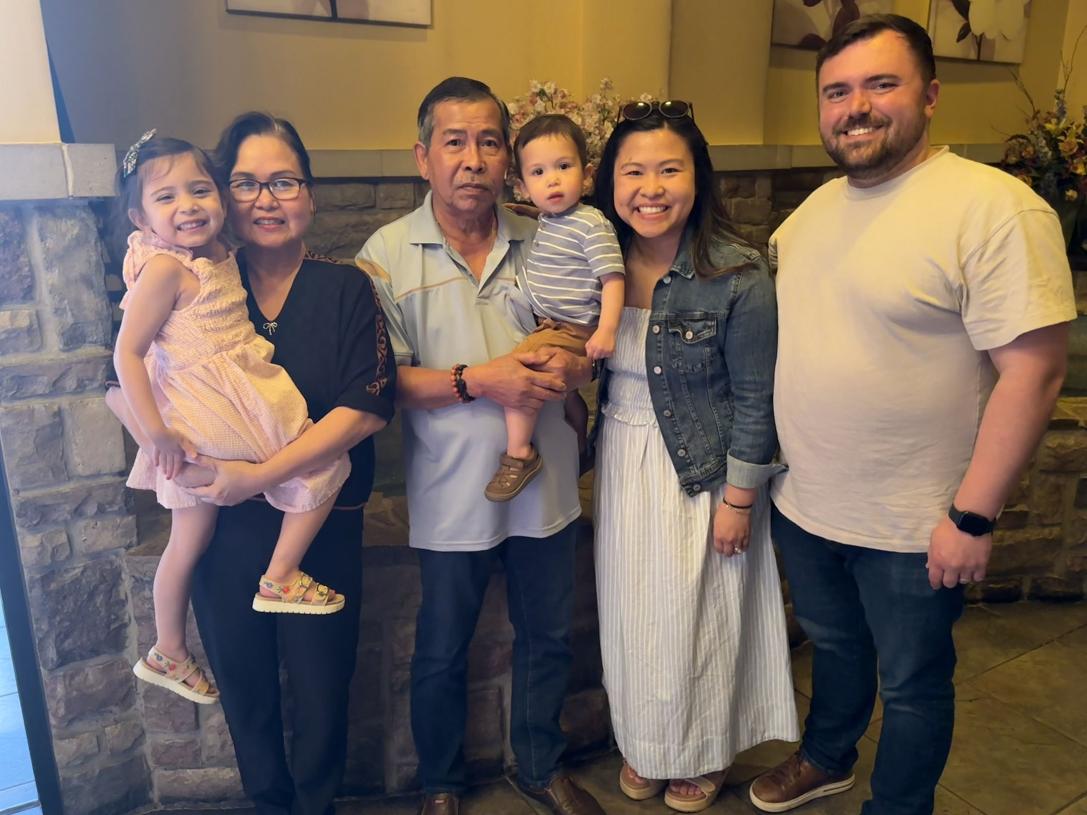 Giang Petroviak's extended family members