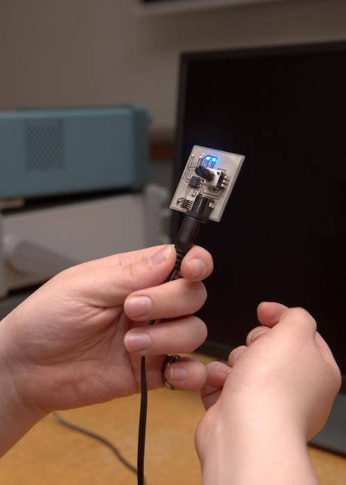 Student holding circuit