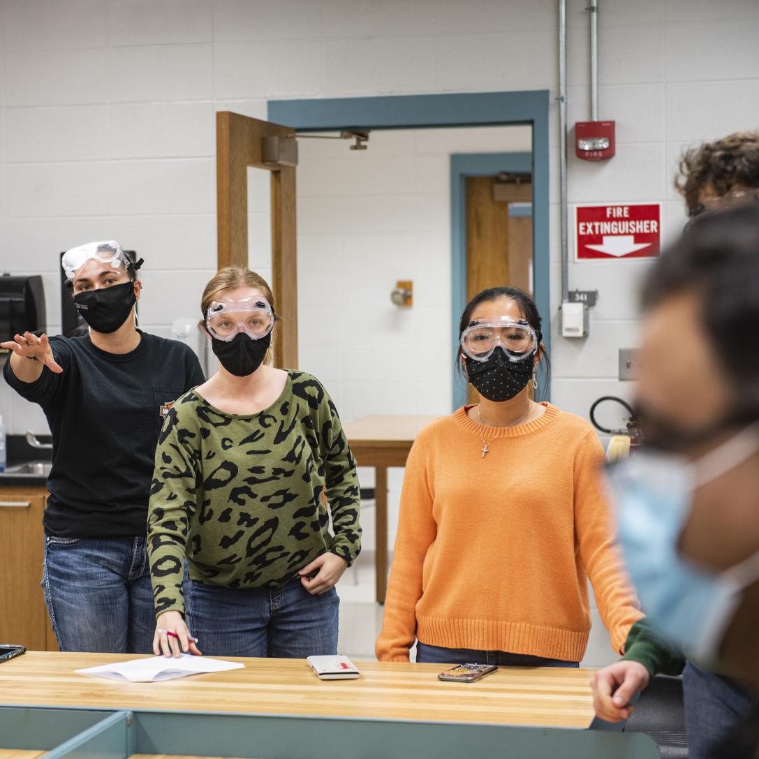 Students working in the CME lab.