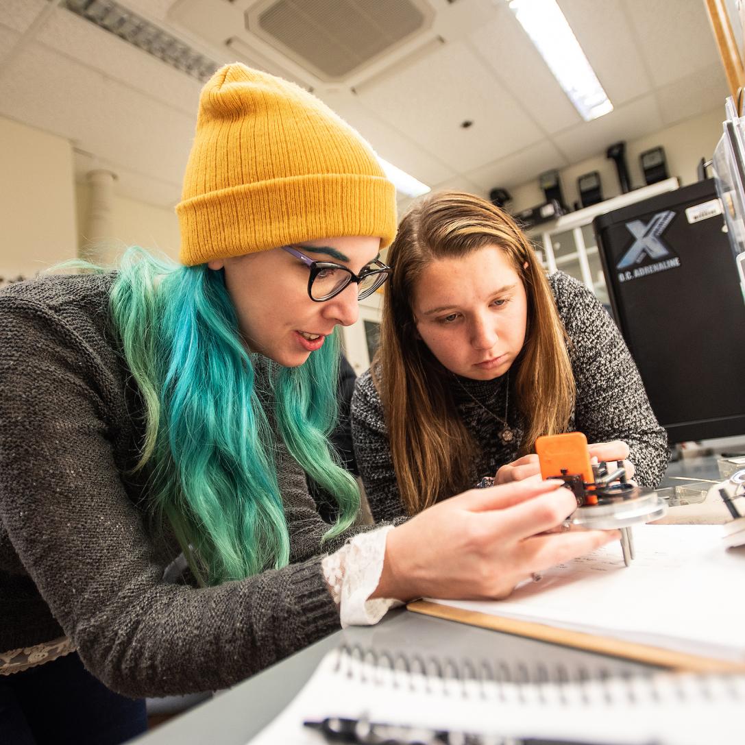 Students in argast lab