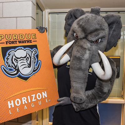 Don looking at the new Horizon League logo