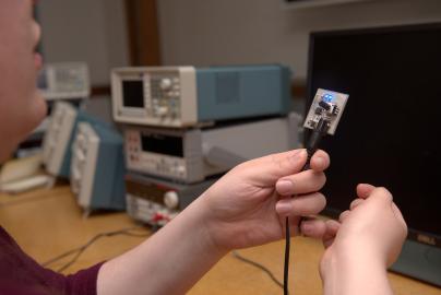 Student holding circuit