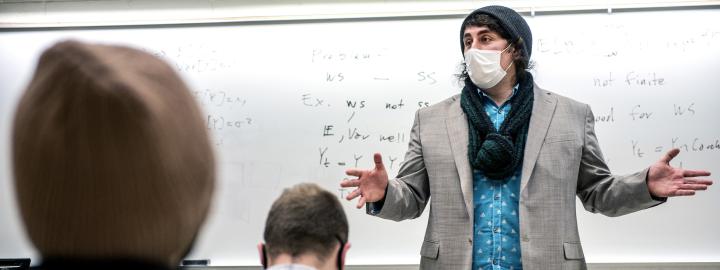 Mathematics professor Selvitella lectures in the classroom