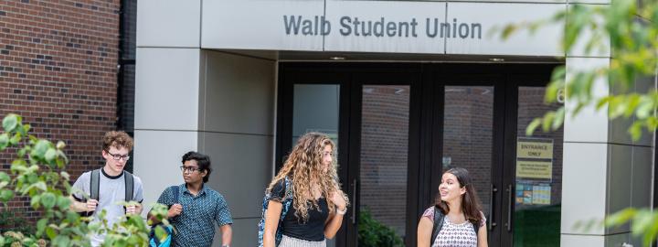Students outside of Walb.