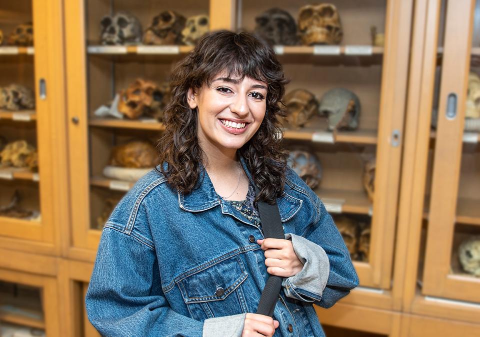 Portrait of Bella Ferrin in the Anthropology lab