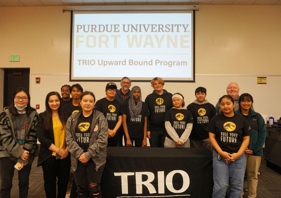 TRIO Upward Bound student group photo