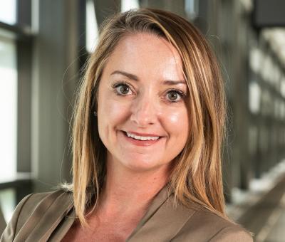 Christina Egbert headshot.