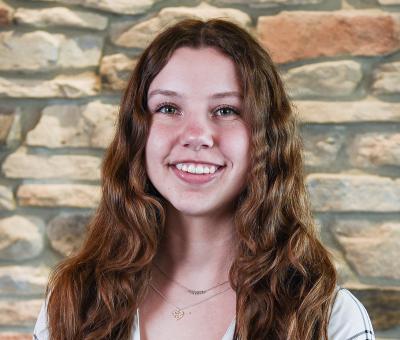 Portrait of Jenna Karst.