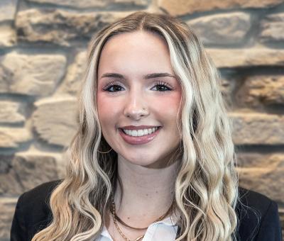 Portrait of Alana Longardner.