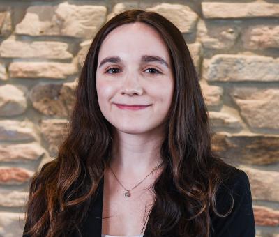 Portrait of Miranda Thomas.