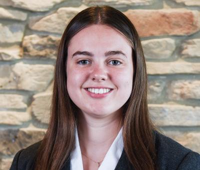 Portrait of Ellie Zagel.