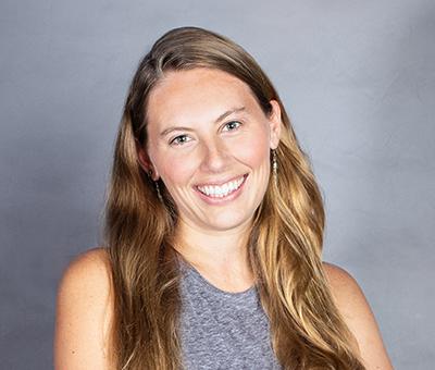 Hannah Denecke headshot