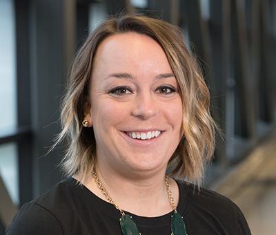 Lindsay Jackson headshot
