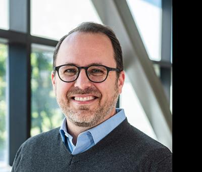 Daniel Schwandt headshot