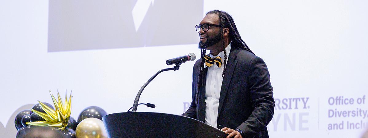 MarTeze Hammonds, PFW's chief diversity officer, is addressing an audience.