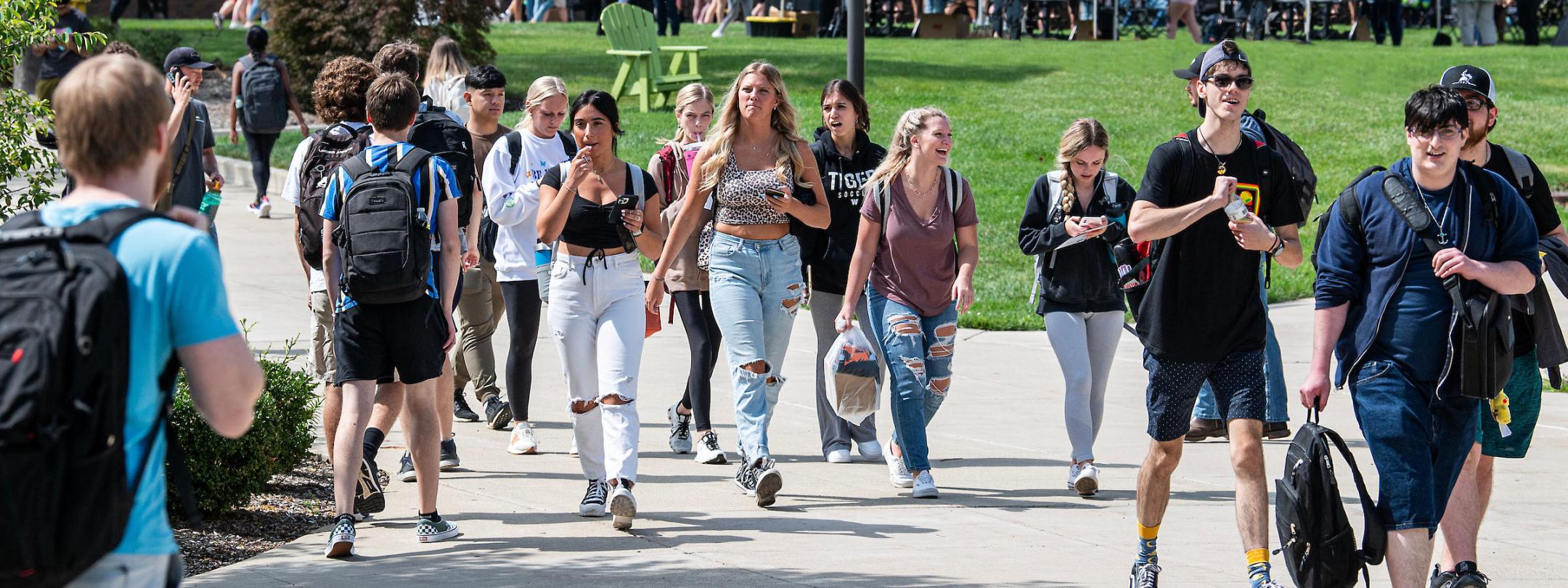Students are walking down PFW's Mastodon Way