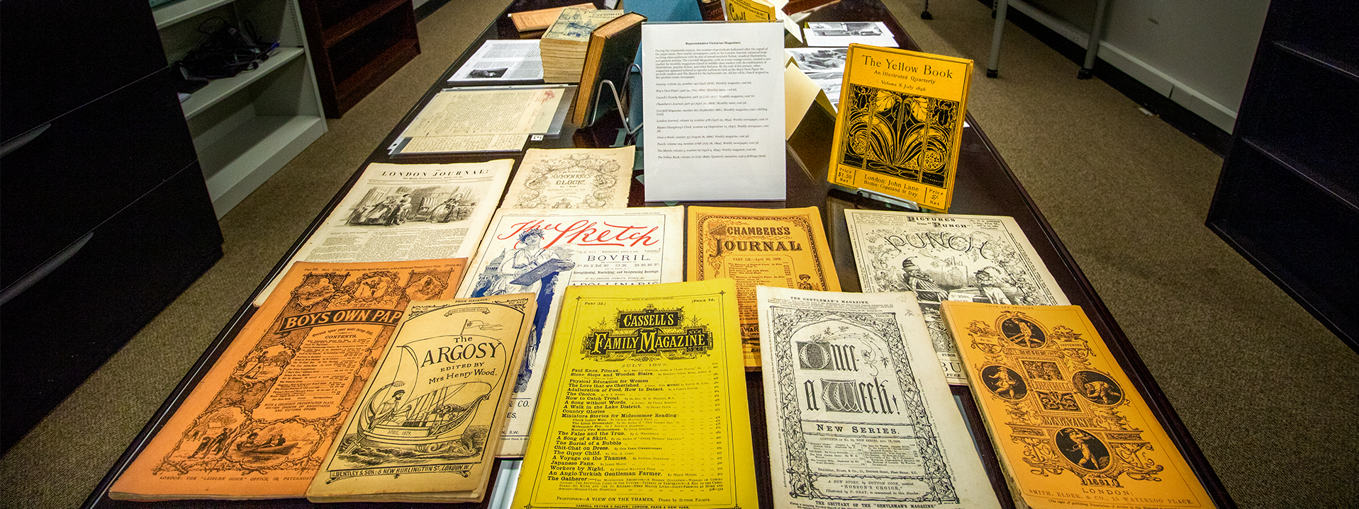 English Co-Lab Display