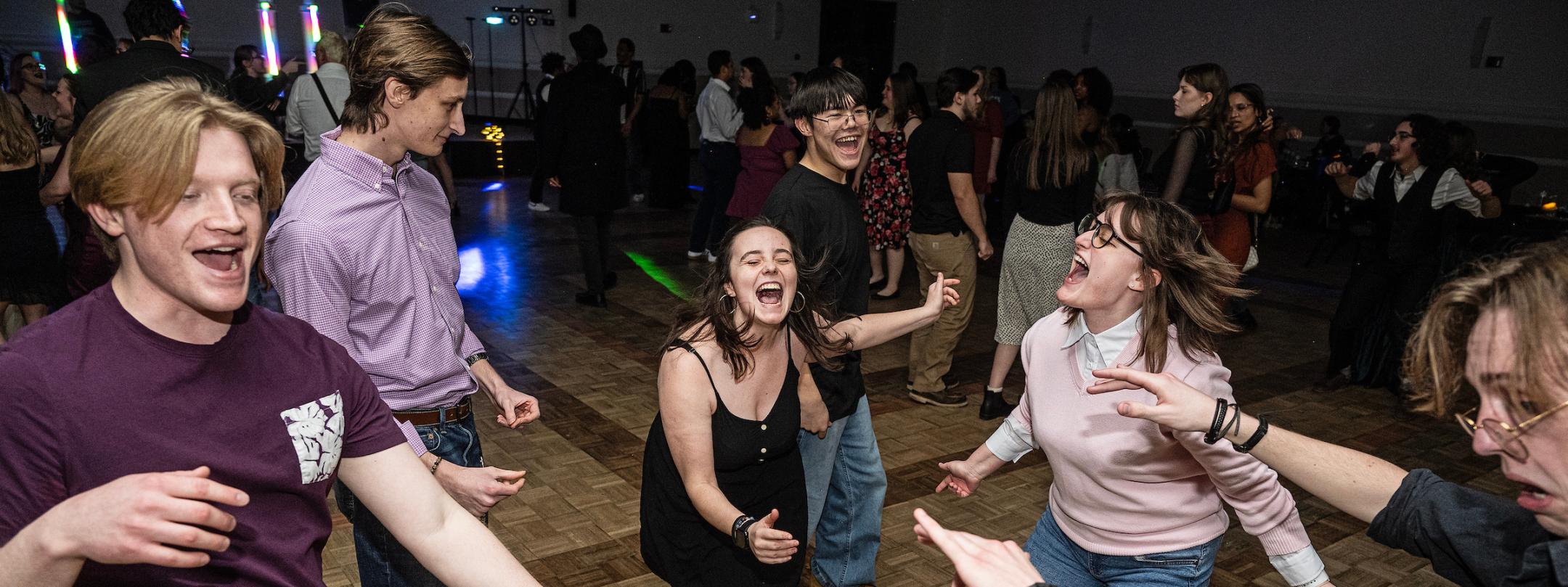 homecoming students dancing