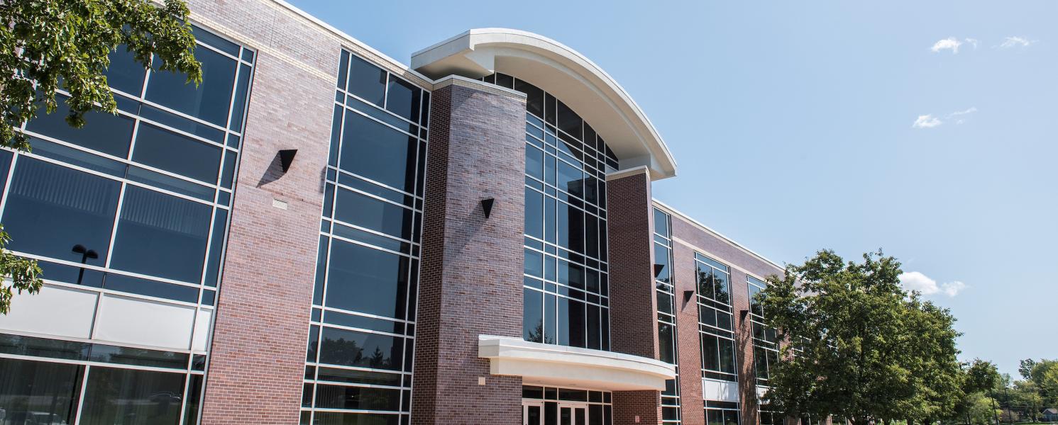 Photo of the Doermer School of Business Building exterior.