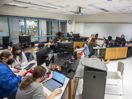 Students working in ECE lab.