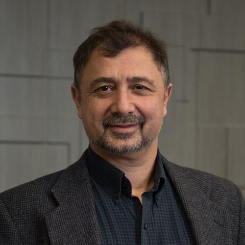 Peter Dragnev
