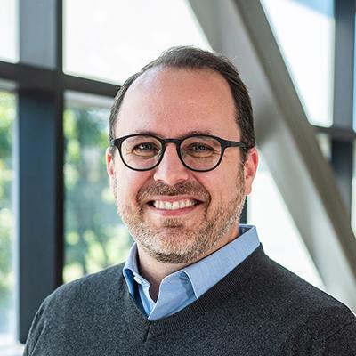 Daniel Schwandt headshot