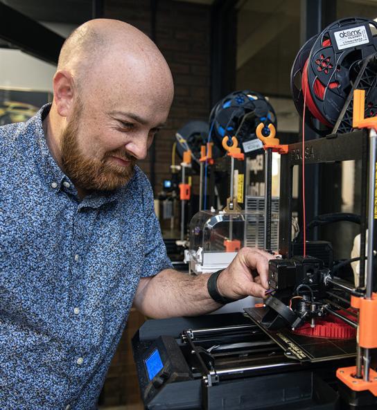 Brian Spaulding working in the 3D lab at Purdue Fort Wayne