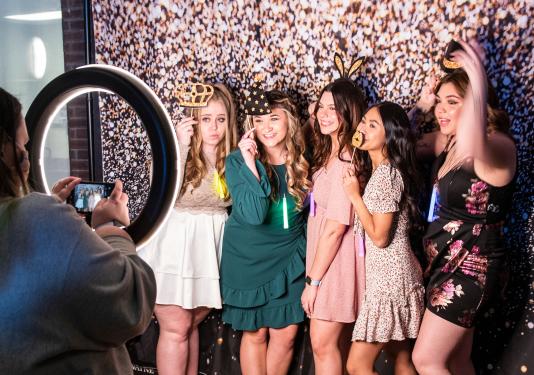 Homecoming attendees posing