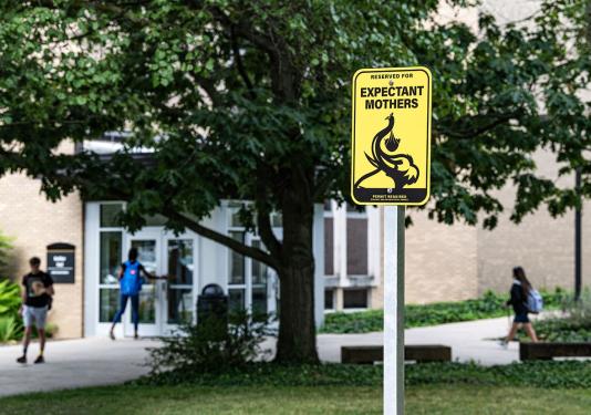 Expectant mother sign outside of Kettler Hall