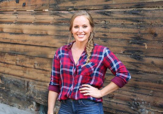 Mina Starsiak Hawk, keynote speaker at Tapestry 2021