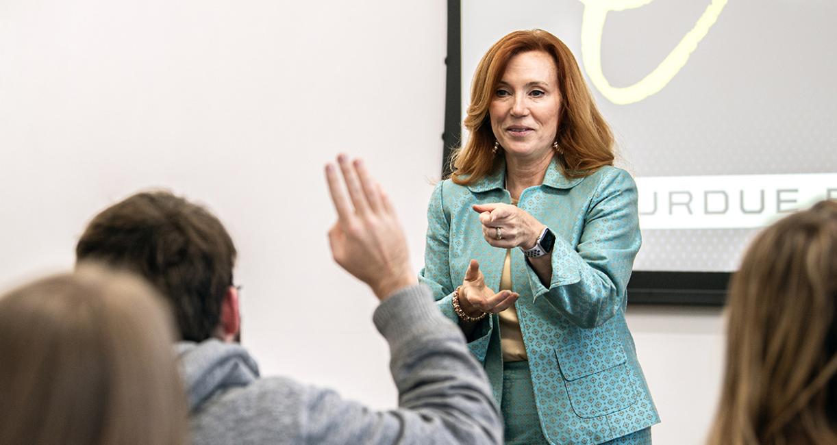 Theresa Payton answers a student's question