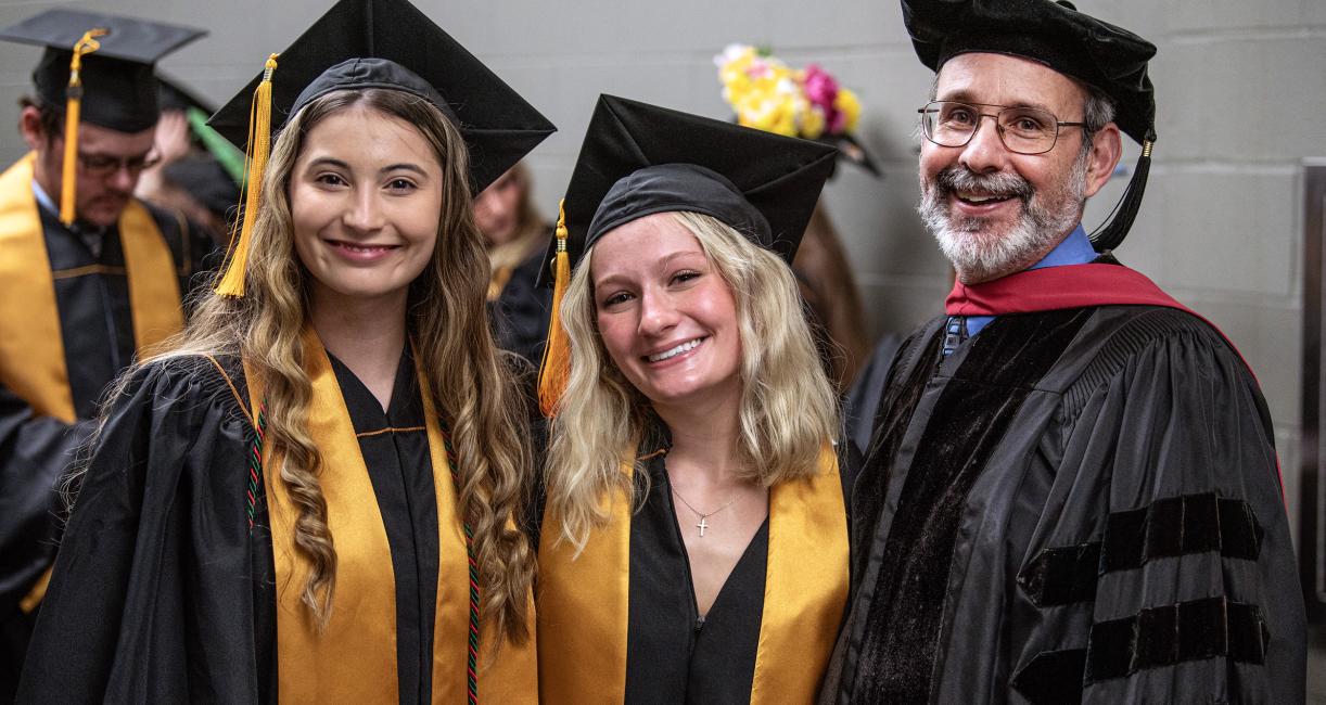 2025 Commencement Grads
