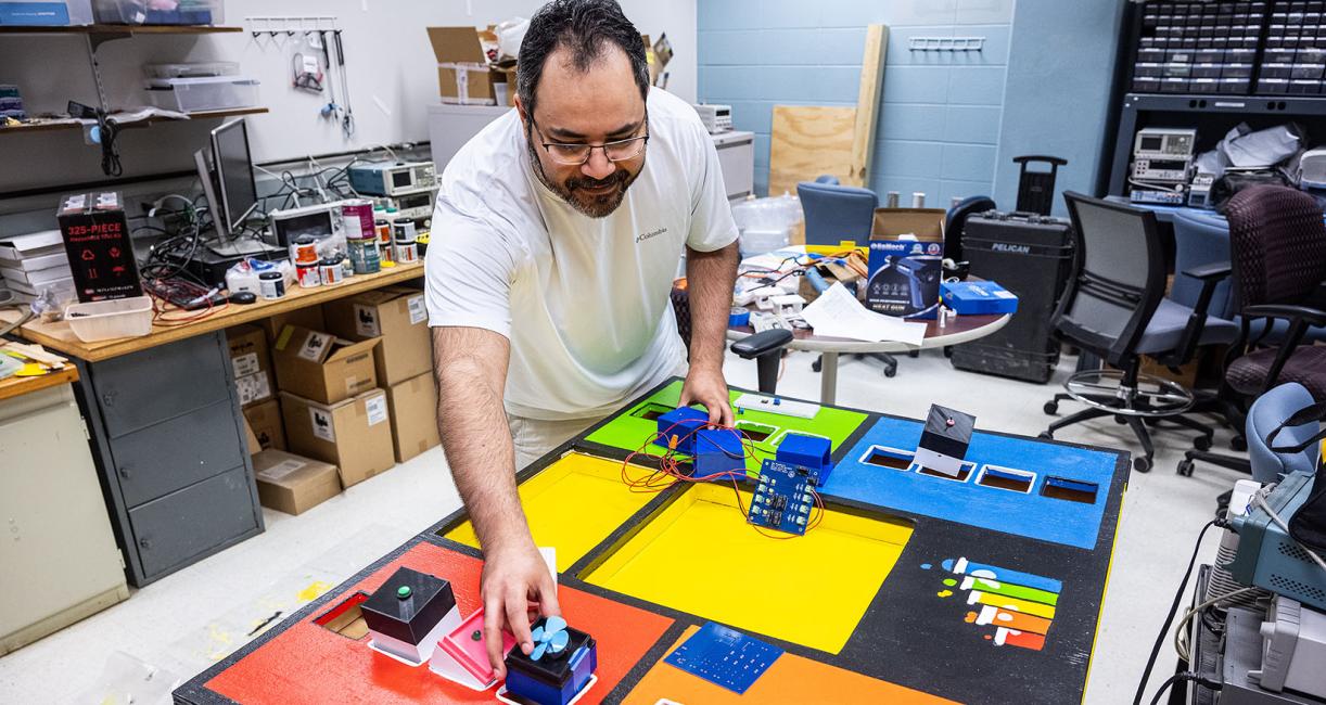 Claudio Freitas working on the Power Playground